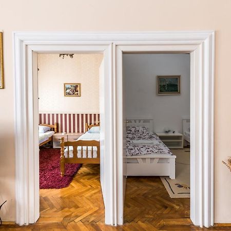 Apartment Panorama Central Novi Sad Buitenkant foto