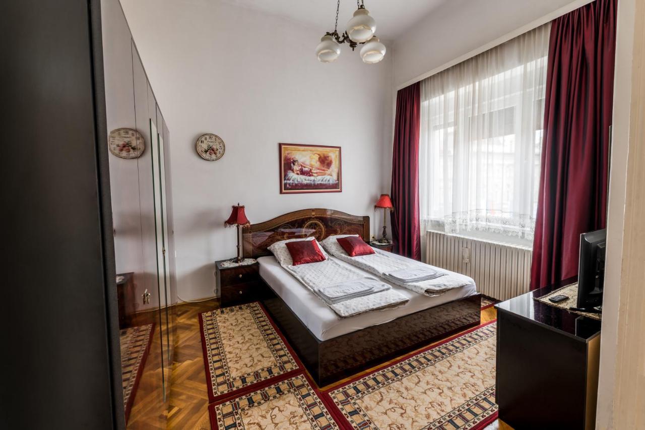 Apartment Panorama Central Novi Sad Buitenkant foto