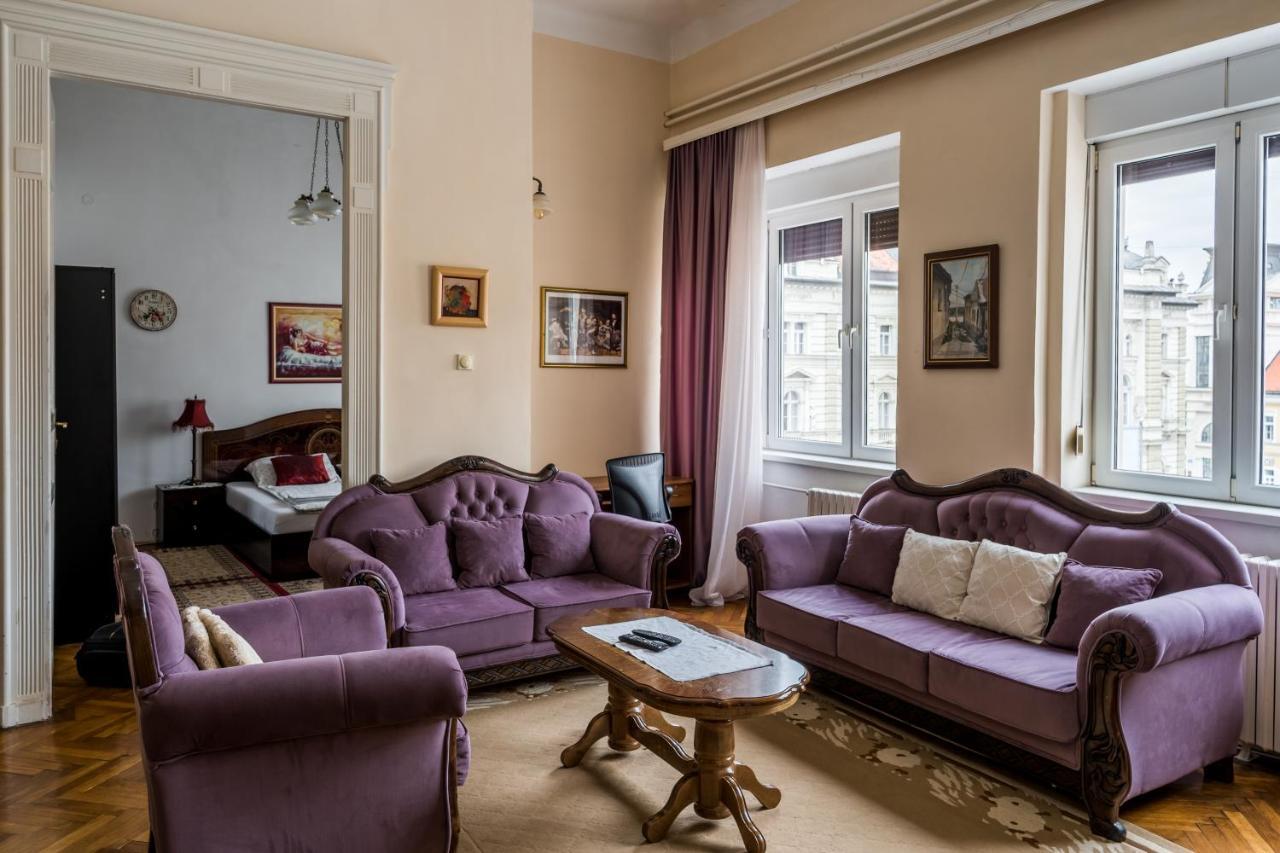 Apartment Panorama Central Novi Sad Buitenkant foto